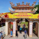 Đình chùa Hoàng Châu