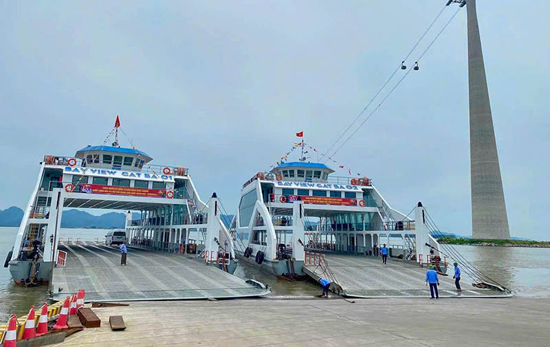 Bến phà Cái Viềng